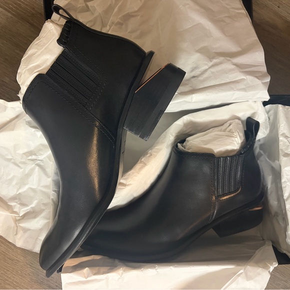 Alexander Wang Shoes - Alexander Wang Kori boots 39 black/rosegold